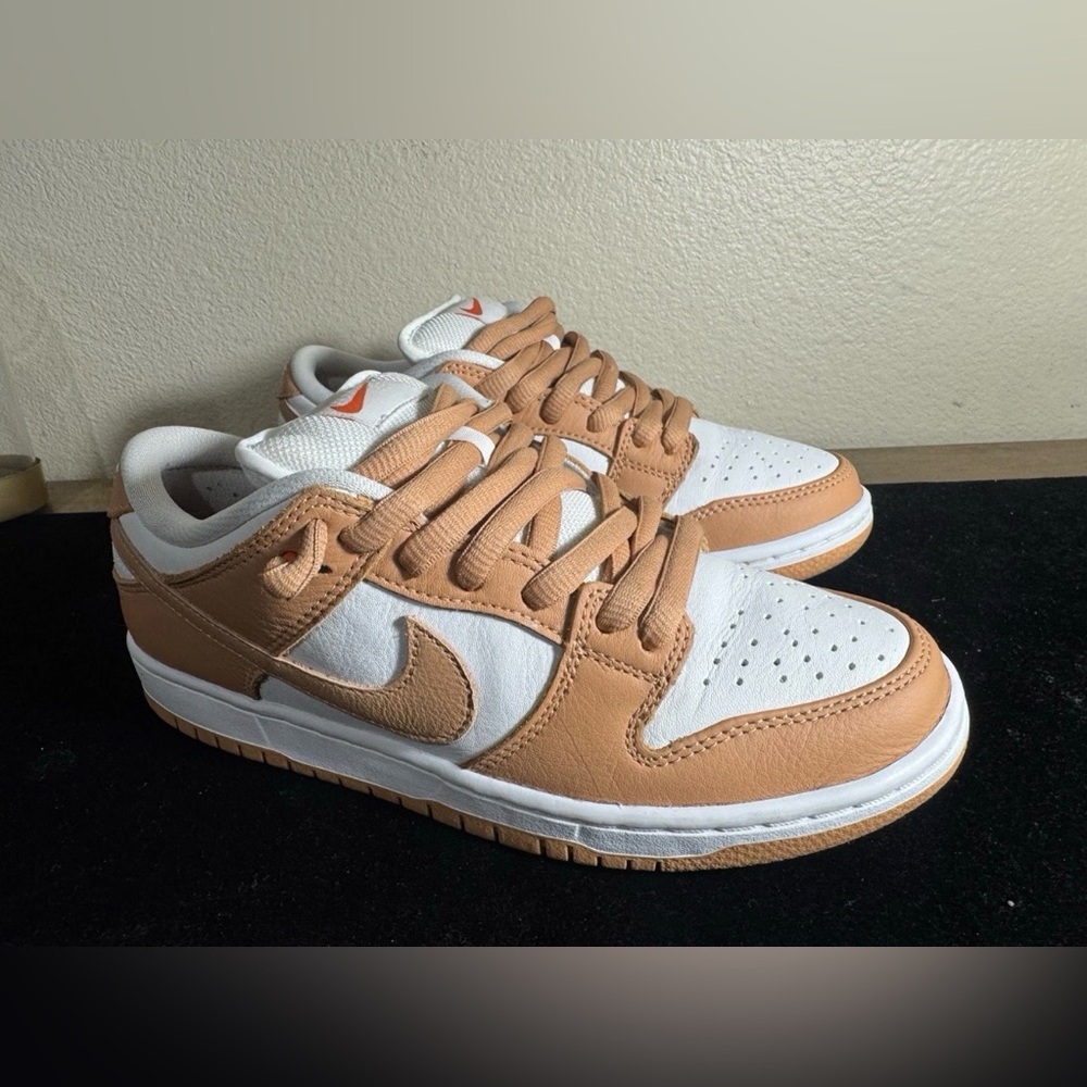 Nike SB Dunk Low Tan White – Men’s 6.5 – DM8998-200